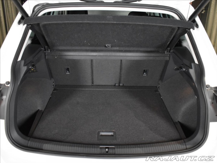 Volkswagen Tiguan 2,0 LIFE Adapt,Bezklíč 2021