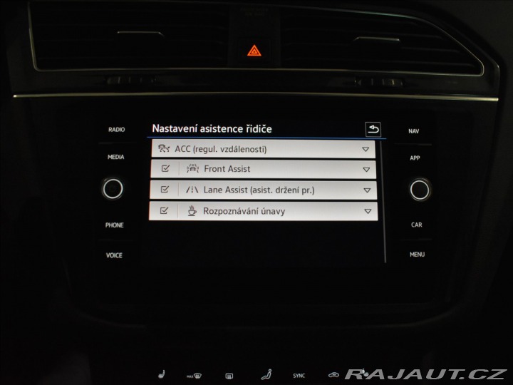 Volkswagen Tiguan 2,0 LIFE Adapt,Bezklíč 2021