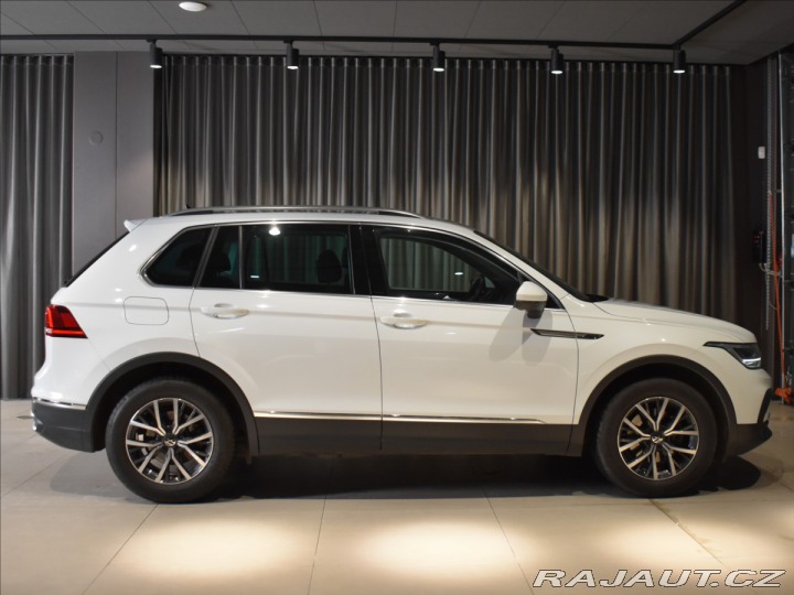Volkswagen Tiguan 2,0 LIFE Adapt,Bezklíč 2021