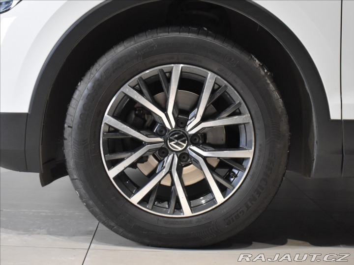 Volkswagen Tiguan 2,0 LIFE Adapt,Bezklíč 2021