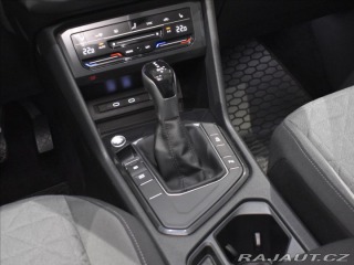 Volkswagen Tiguan 2,0 LIFE Adapt,Bezklíč 2021