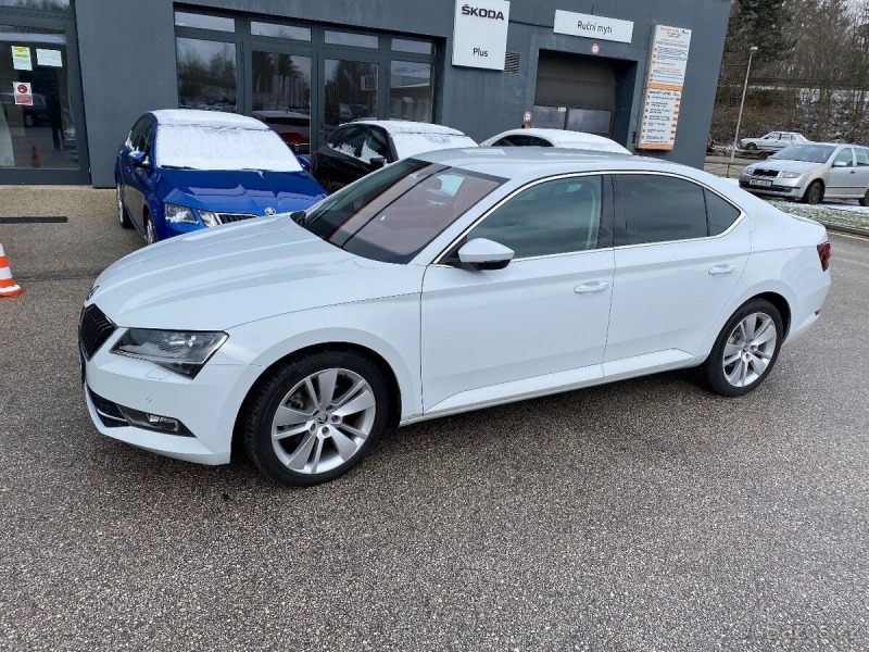 Škoda Superb 140 kw DSG Style plus