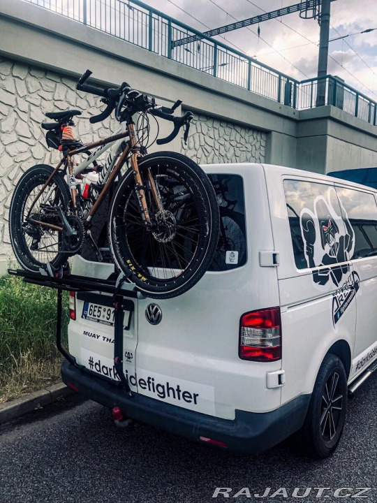 Volkswagen Transporter 2,0 6mist +postel 2010