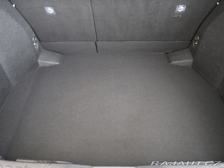 Toyota C-HR 1.8Hybrid,CZ,1Maj,Style 2022