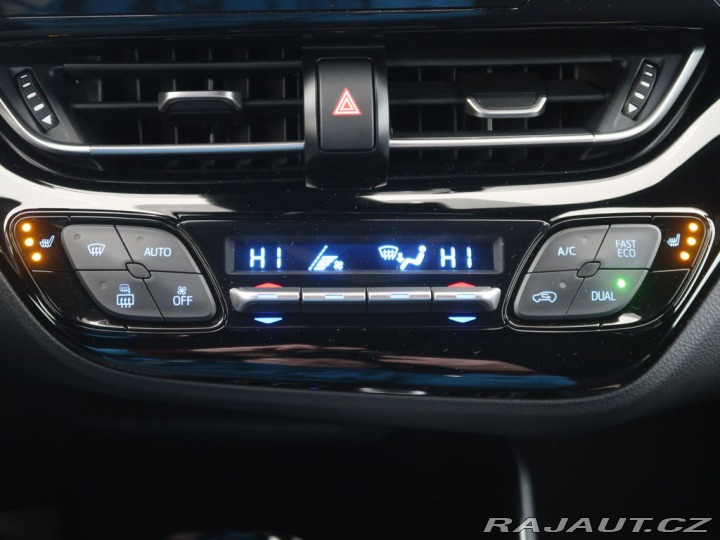 Toyota C-HR 1.8Hybrid,CZ,1Maj,Style 2022