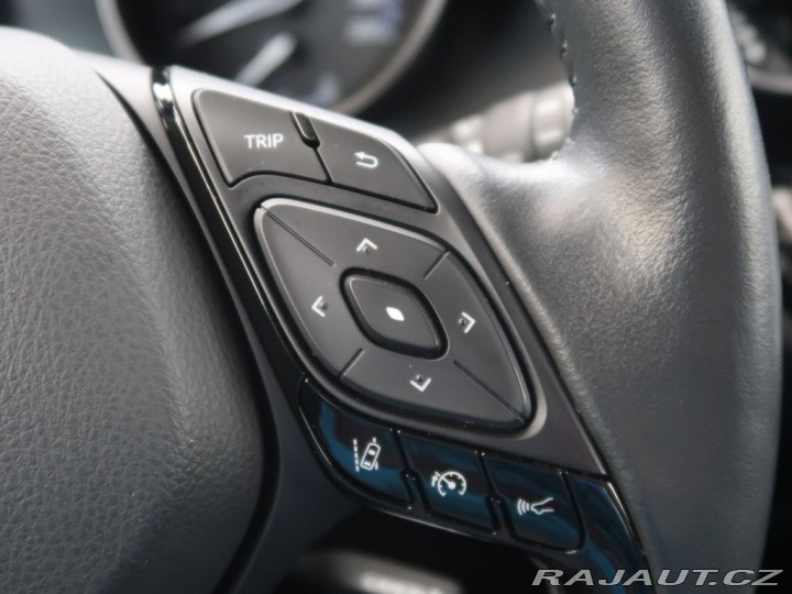 Toyota C-HR 1.8Hybrid,CZ,1Maj,Style 2022