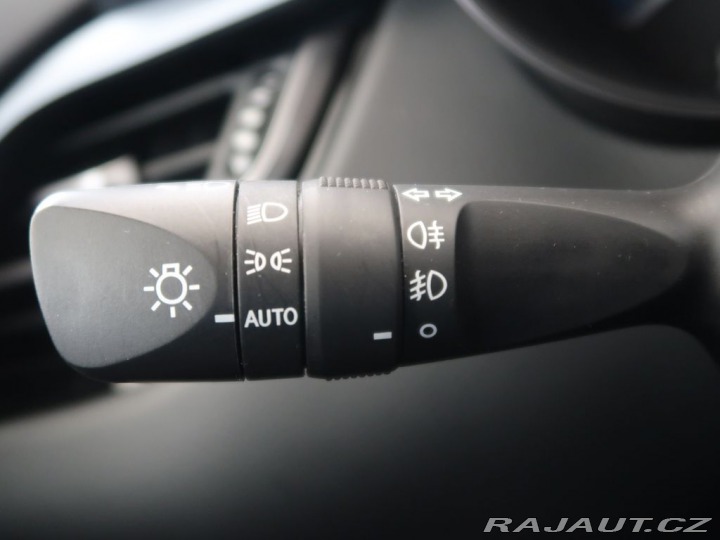 Toyota C-HR 1.8Hybrid,CZ,1Maj,Style 2022