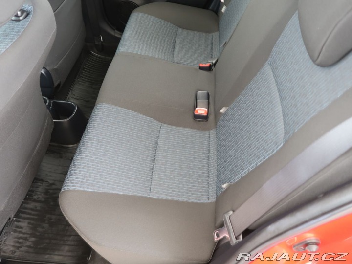 Toyota Yaris 1.0VVT-i,1Maj,Manuál,Acti 2012