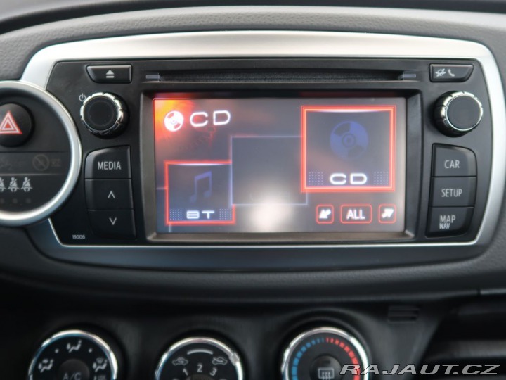 Toyota Yaris 1.0VVT-i,1Maj,Manuál,Acti 2012