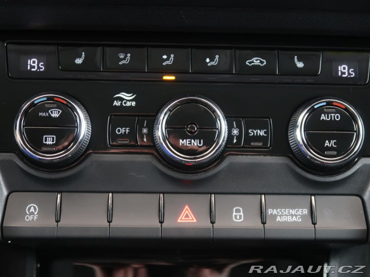 Škoda Karoq 1.0TSI,CZ,Tažné,Ambition 2019