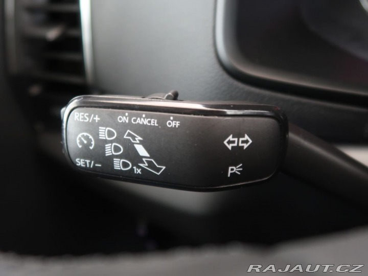 Škoda Karoq 1.0TSI,CZ,Tažné,Ambition 2019