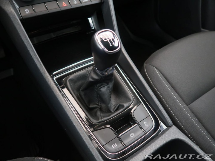 Škoda Karoq 1.0TSI,CZ,Tažné,Ambition 2019