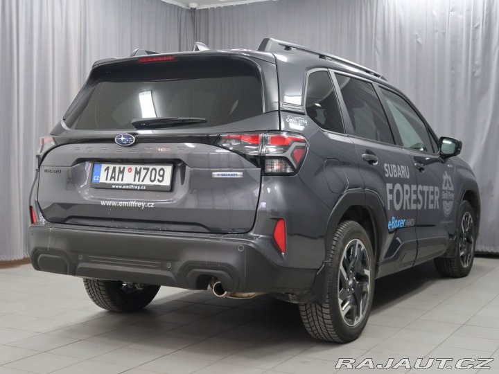 Subaru Forester 4X4 COMFORT NAVI. Předvád 2025