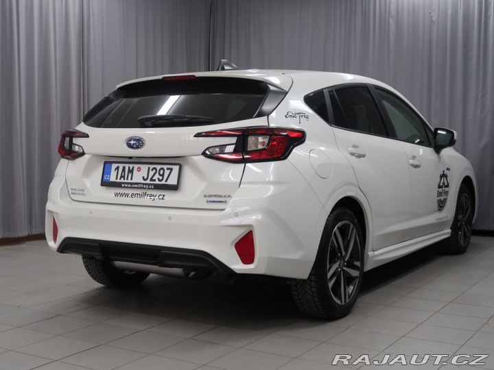 Subaru Impreza 4X4 Executive. Předváděcí 2025