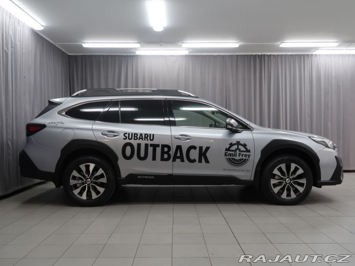 Subaru Outback 4X4 Touring + černá kůže 2025