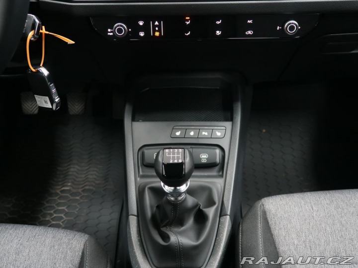 Kia Stonic SPIN - K odběru od 06/202 2026