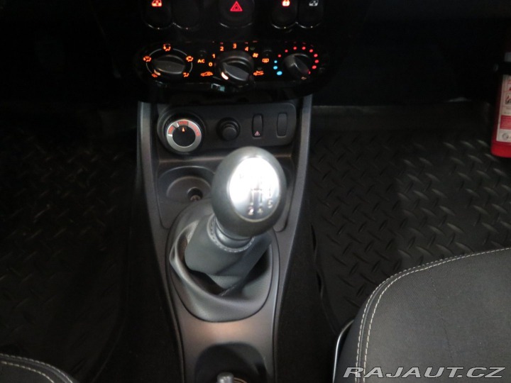 Dacia Duster 1.6 16V 4x4, klima, STK 2013