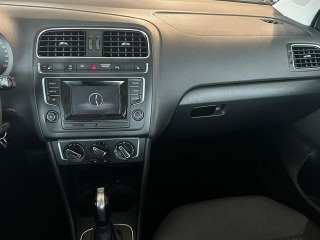 Volkswagen Polo 2016