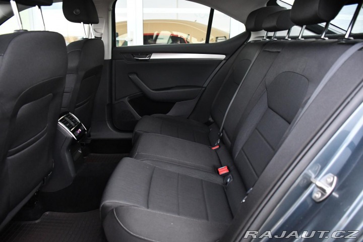 Škoda Superb 2.0TDi DSG CARPLAY ČR 2019