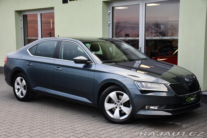 Škoda Superb 2.0TDi CARPLAY ČR 2019