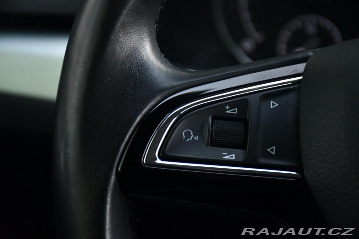 Škoda Superb 2.0TDi DSG REZERVACE 2019