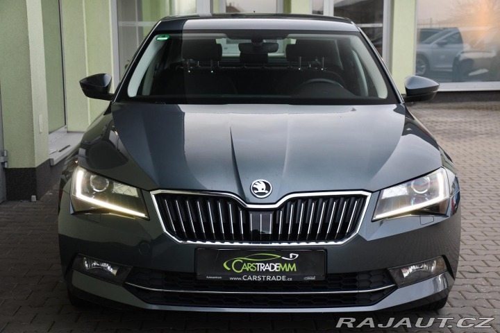 Škoda Superb 2.0TDi CARPLAY ČR 2019