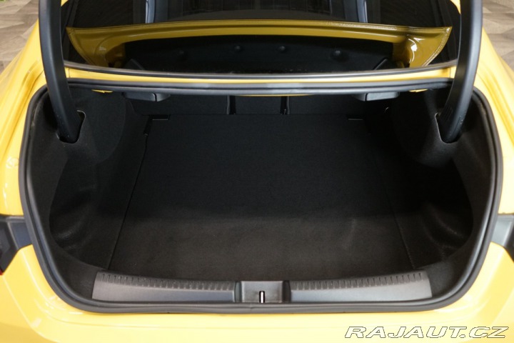 Mercedes-Benz CLA 200*AMG*DISTRONIC*KEYLESS 2023