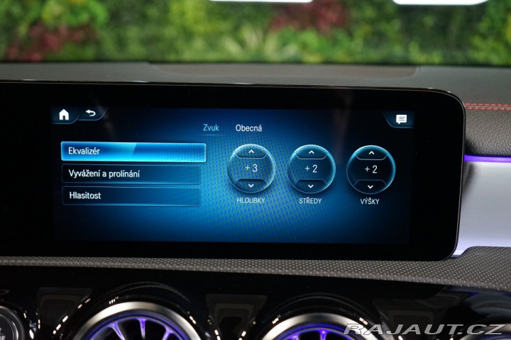 Mercedes-Benz CLA 200*AMG*DISTRONIC*KEYLESS 2023