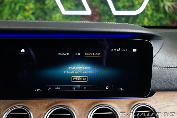 Mercedes-Benz E 400d*4M*360*NEZ.TOP*ŠÍBR* 2020