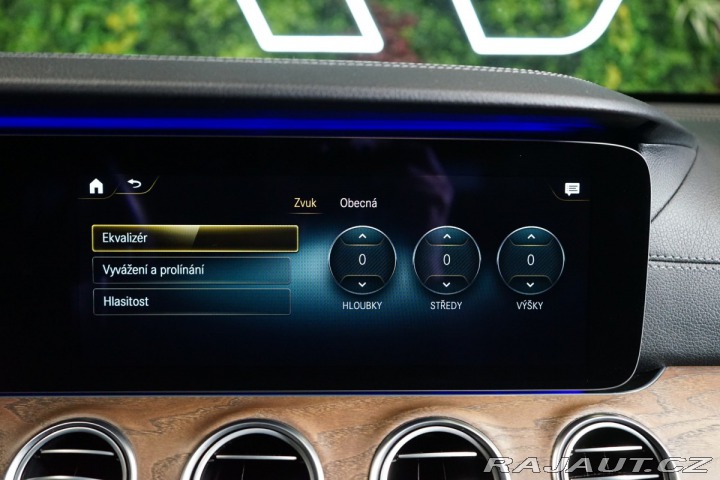 Mercedes-Benz E 400d*4M*360*NEZ.TOP*ŠÍBR* 2020