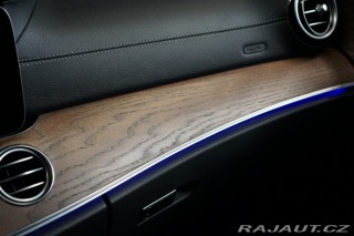 Mercedes-Benz E 400d*4M*360*NEZ.TOP*ŠÍBR* 2020