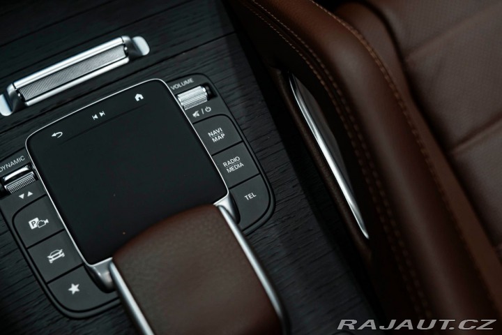 Mercedes-Benz GLE 4Matic, AMG Line, PANO, A 2023