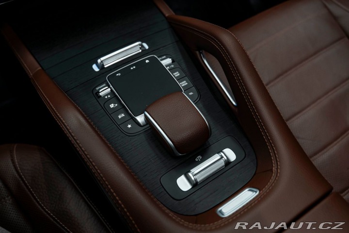 Mercedes-Benz GLE 4Matic, AMG Line, PANO, A 2023