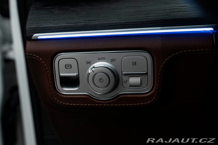 Mercedes-Benz GLE 4Matic, AMG Line, PANO, A 2023