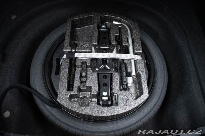 Škoda Superb 2.0 TDI L&K REZERVACE 2025