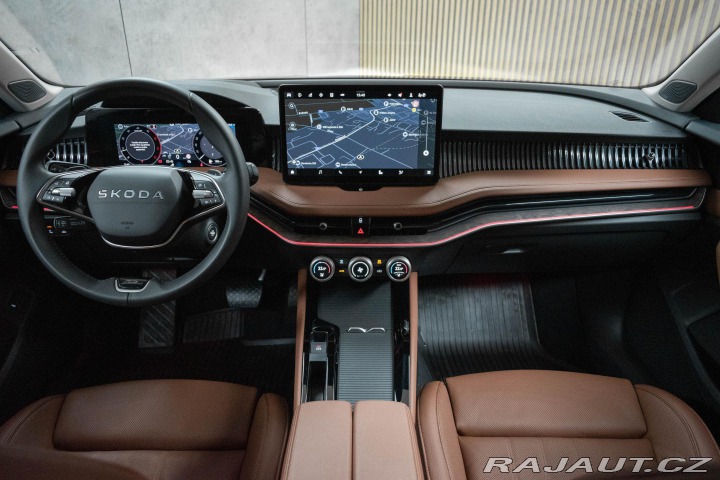 Škoda Superb 2.0 TDI L&K REZERVACE 2025