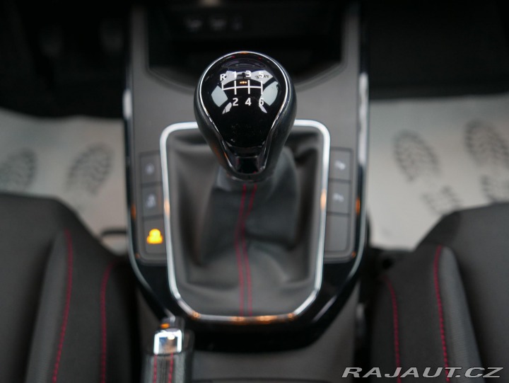 Seat Arona 1,5 TSI 110kW FR Navi ČR 2018