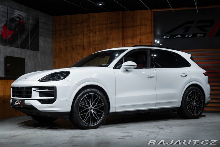 Porsche Cayenne PANO, HD-MATRIX, INNO, VÝ 2025