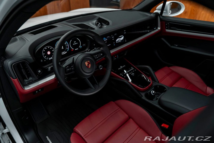Porsche Cayenne PANO, HD-MATRIX, INNO, VÝ 1800