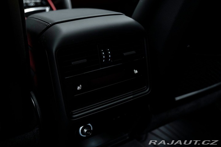 Porsche Cayenne PANO, HD-MATRIX, INNO, VÝ 2025