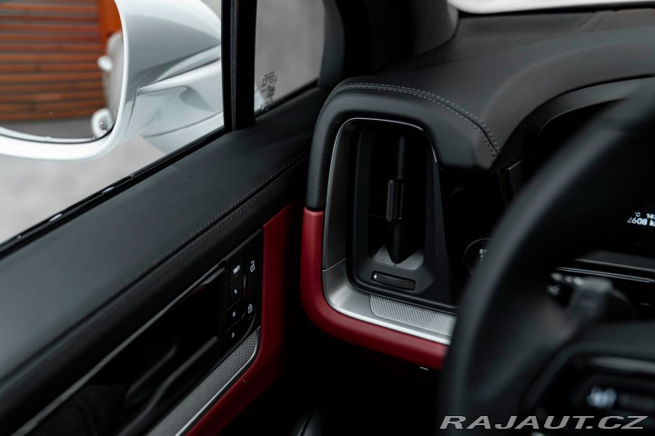 Porsche Cayenne PANO, HD-MATRIX, INNO, VÝ 1800