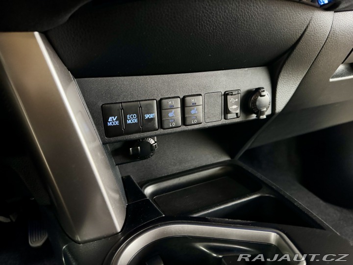 Toyota RAV4 SUV 2017