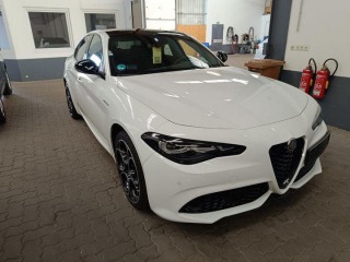 Alfa Romeo Giulia 2.0 Turbo 16V 206kW Veloc 2024