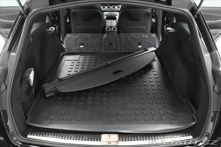 Mercedes-Benz E 2,0 220d 147kW AMGLINE Zá 2022