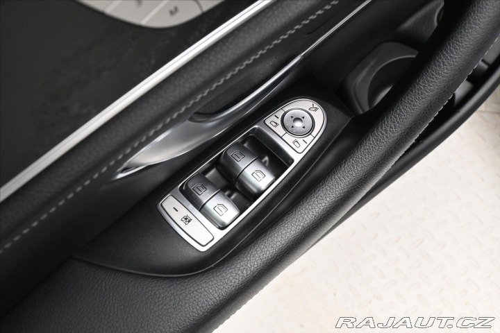 Mercedes-Benz E 2,0 220d 147kW AMGLINE Zá 2022
