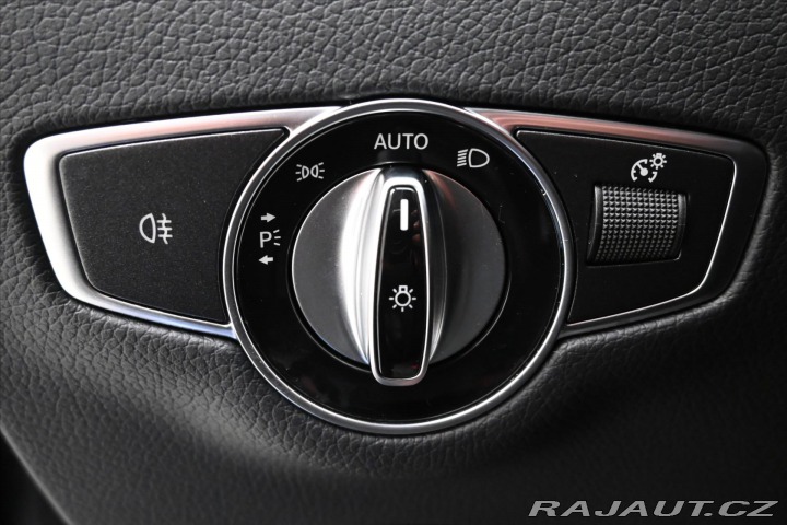 Mercedes-Benz E 2,0 220d 147kW AMGLINE Zá 2022