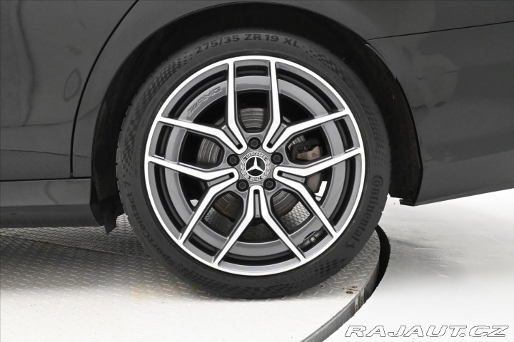 Mercedes-Benz E 2,0 220d 147kW AMGLINE Zá 2022