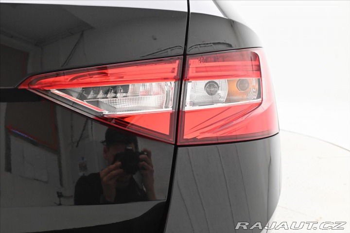 Škoda Superb 2,0 TDI 110 kW DSG Style 2023