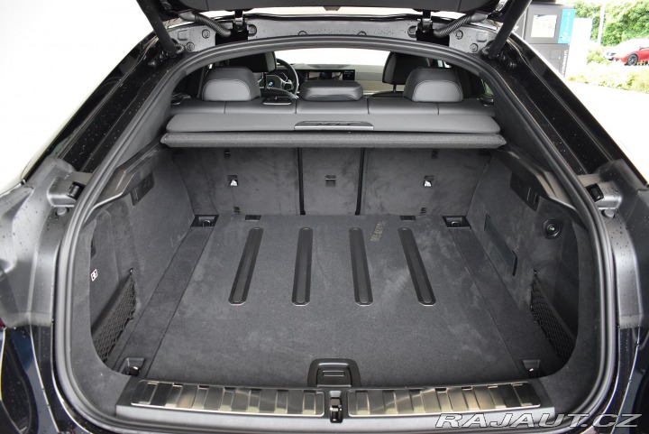 BMW X6 xDrive30d 2025