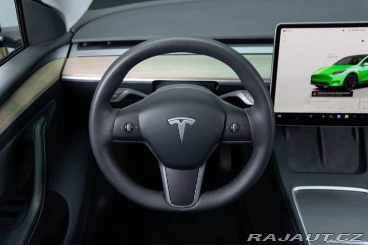 Tesla Model Y Dual Motor Long Range 37 2023
